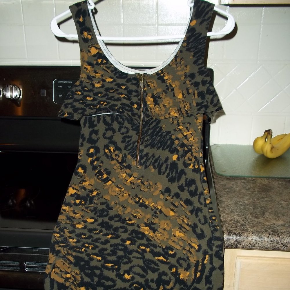MinkPink XS camo short dress